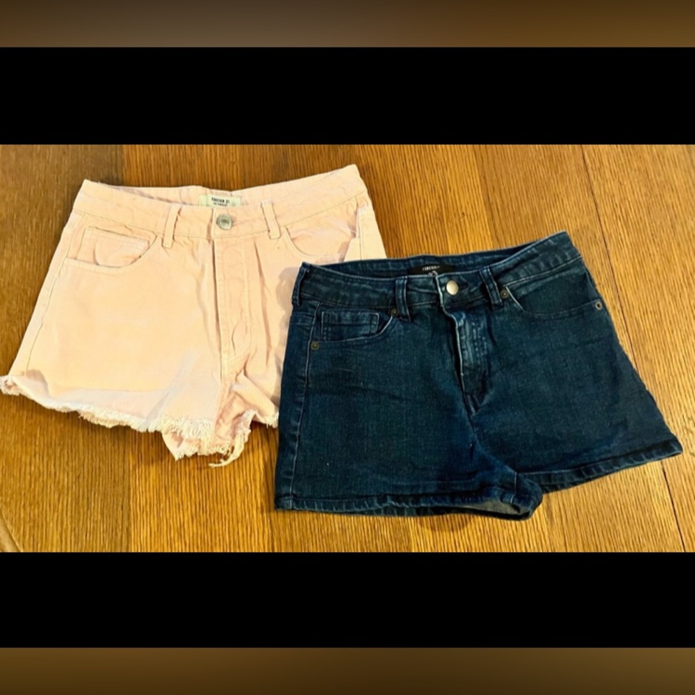 Forever 21 Women's Pink and Blue Denim Shorts